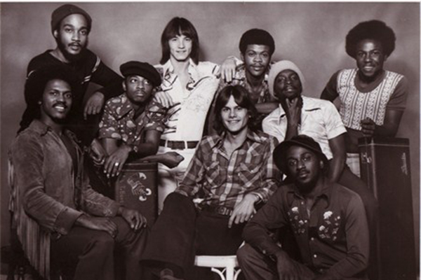 KC & THE SUNSHINE BAND