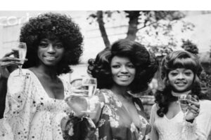 THE THREE DEGREES